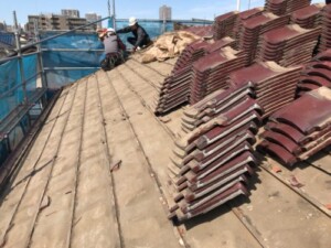 瓦ガードの瓦を撤去